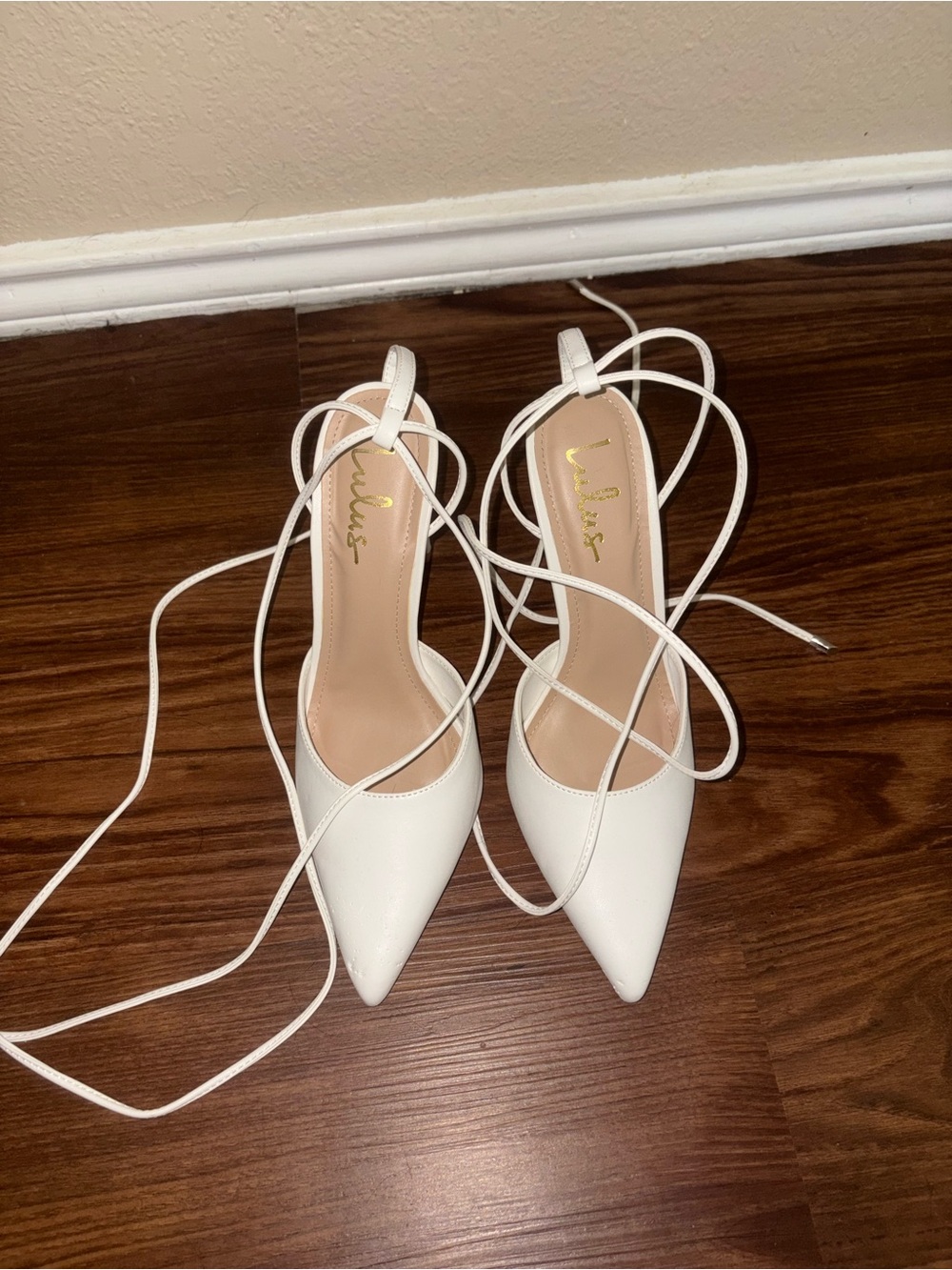 Women’s White Pointed Toe Lace-Up High Heels - Picture 4 of 5